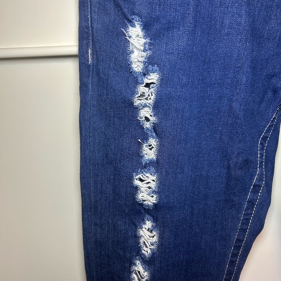 Ed Hardy tiger embroidered distressed jeans - Picture 9 of 10